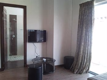 Silver Oak Accommodation1