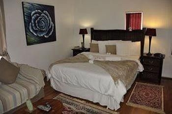Crane's Nest Guest House @ 2114