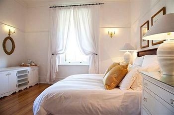 Esperanza Guest House3