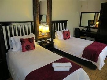 Dunwoodie Travel Lodge4