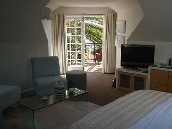 The Glen Boutique Hotel2