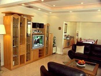 The Sandringham Bed and Breakfast0