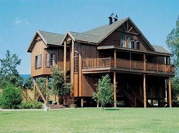 Lone Creek River Lodge4