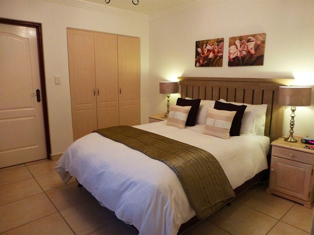 Candlewood Lodge - Bed & Breakfast1