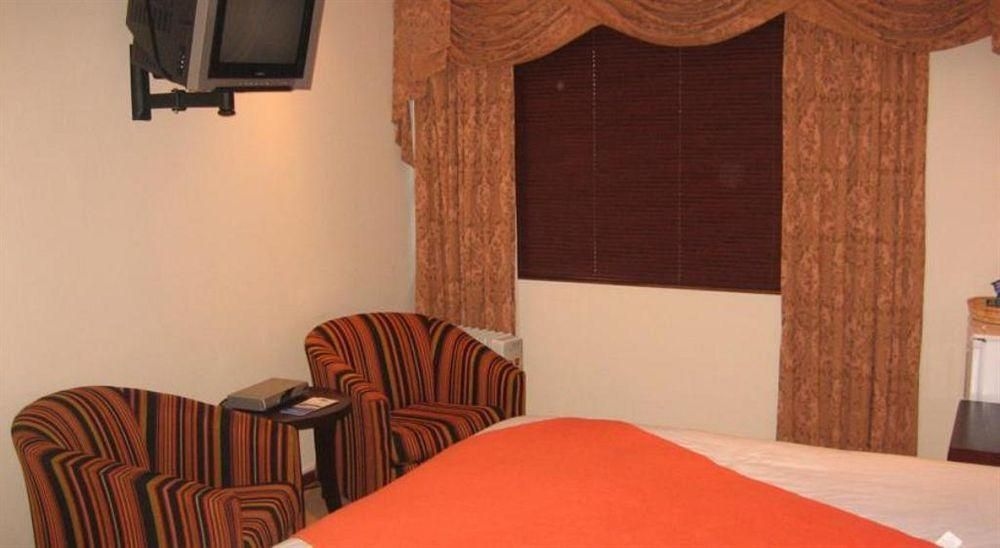 Marion Lodge2