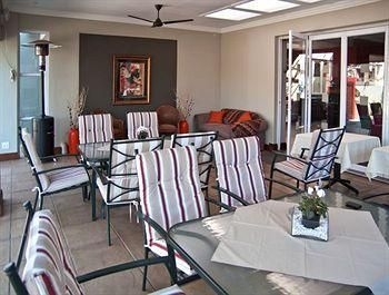 314 on Clark Guest House0