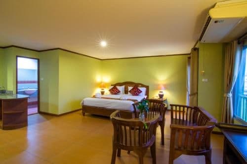 Junior Suite with Balcony