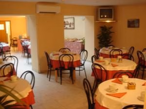 Hotel Cassany0