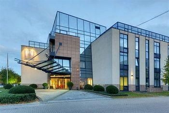 Tryp Dusseldorf Airport3