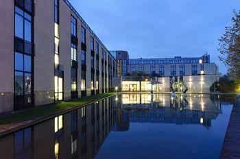 Tryp Dusseldorf Airport Tryp Dusseldorf Airport