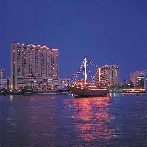 Radisson Blu Hotel Dubai Deira Creek Radisson Blu Hotel Dubai Deira Creek