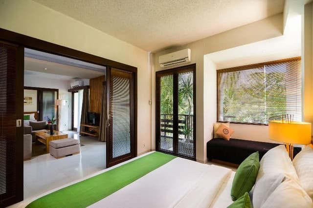 SUITE TWO BEDROOMS