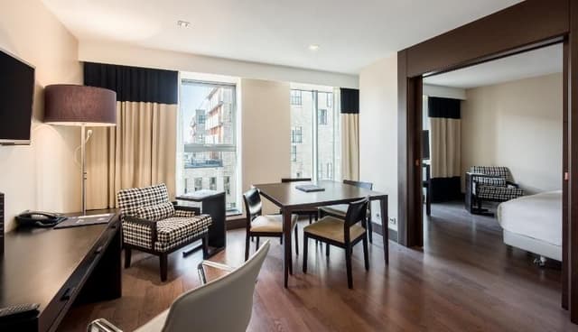 JUNIOR SUITE CAPACITY 1
