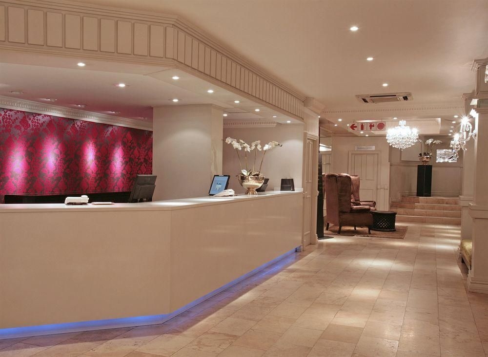 Manhattan Hotel2