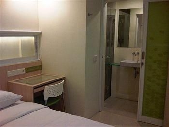 แกรนด์มาส พลัส โฮเทล เซมินยัค (Grandmas Plus Hotel Seminyak)4