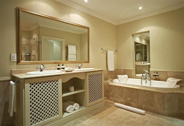 Room SUPERIOR