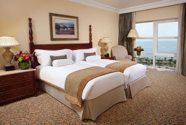 TWIN LUXURY SEA VIEW