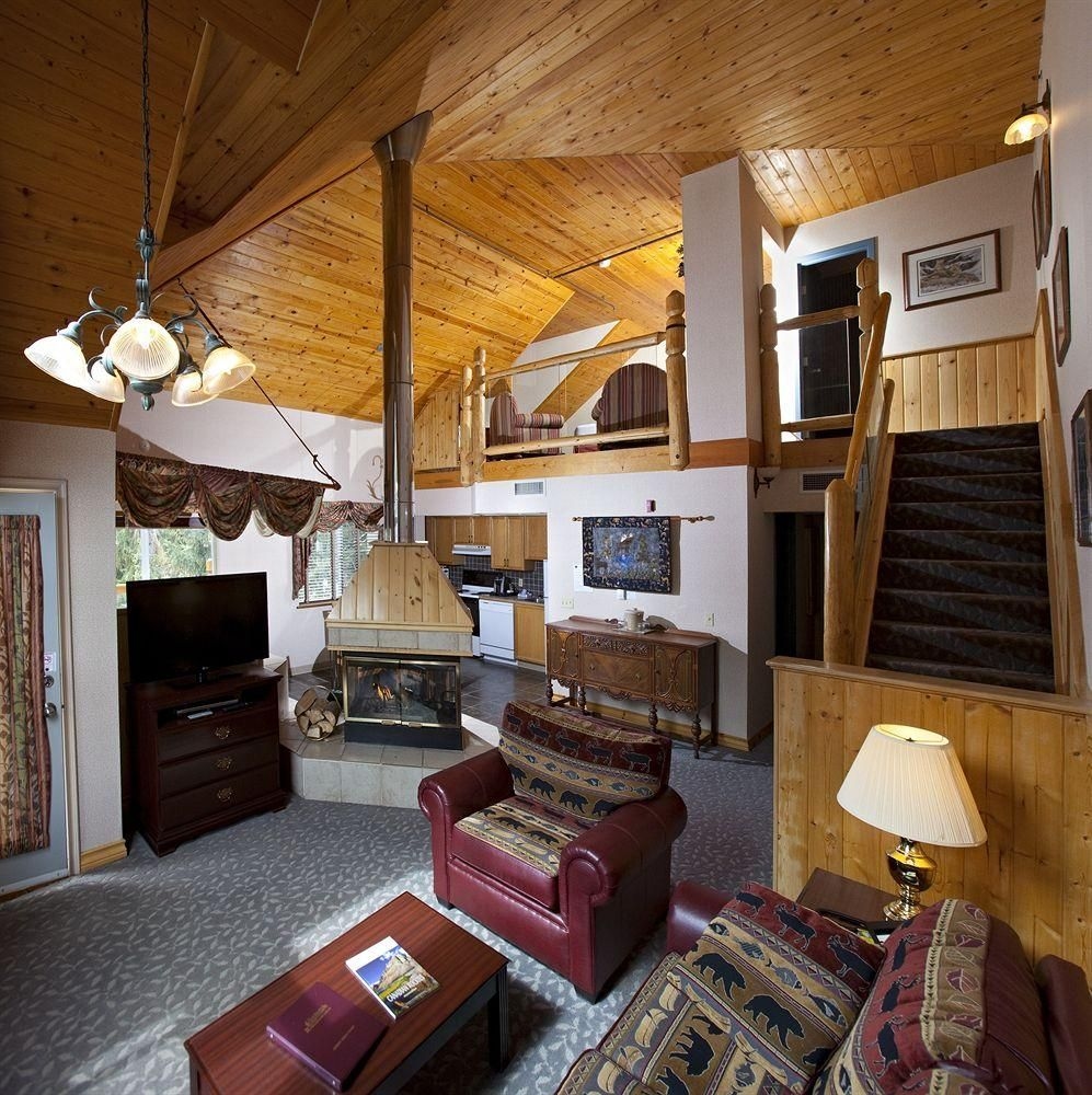 The Rundlestone Lodge0