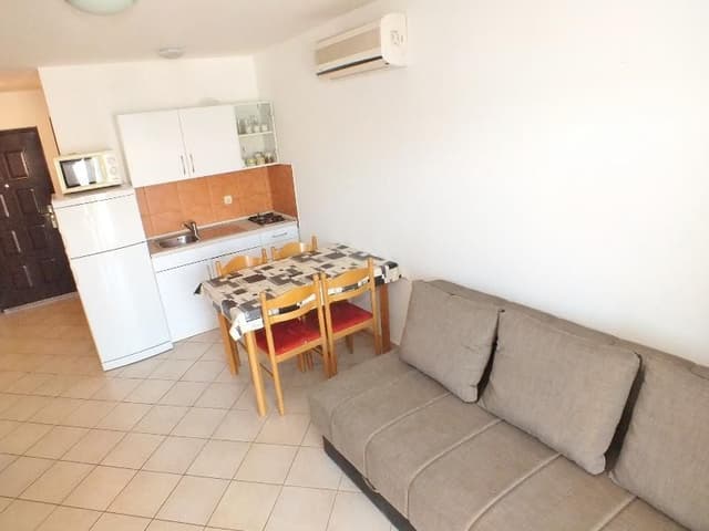 APARTMENT ONE BEDROOM