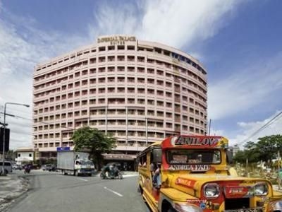 Imperial Palace Suites0