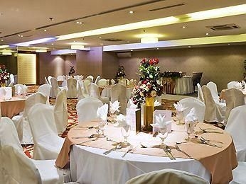 Imperial Palace Suites3