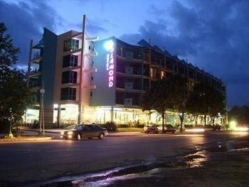 Diamond Hotel4
