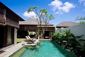ปราฑา วิลลาส์ เซมินยัก (Pradha Villas Seminyak)4