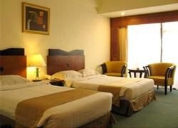 โรงแรมแพลนเน็ท ฮอลิเดย์แอนด์เรสซิเด้น (Planet Holiday Hotel & Residence)1