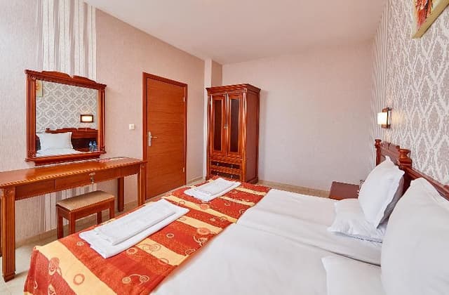 APARTMENT ONE BEDROOM