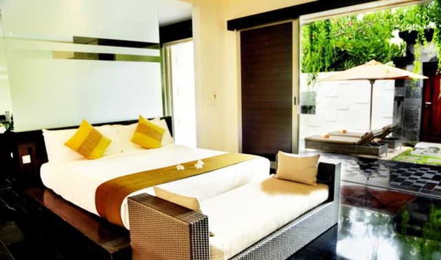 VILLA DELUXE