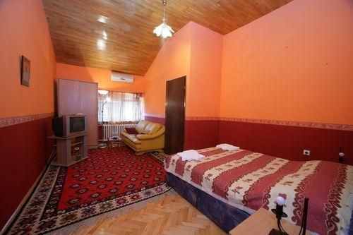 Fontana Accommodation4