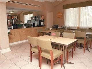 La Quinta Inn Lafayette North4