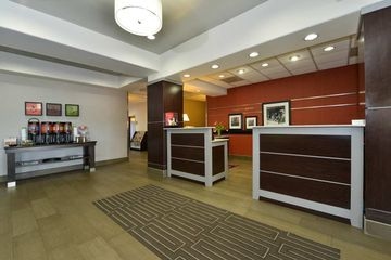 Hampton Inn Laplace1