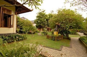 Besakih Beach Resort4
