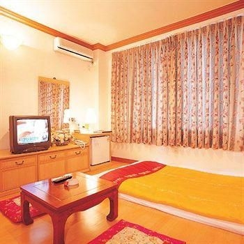 Gyeongju Park Tourist Hotel4