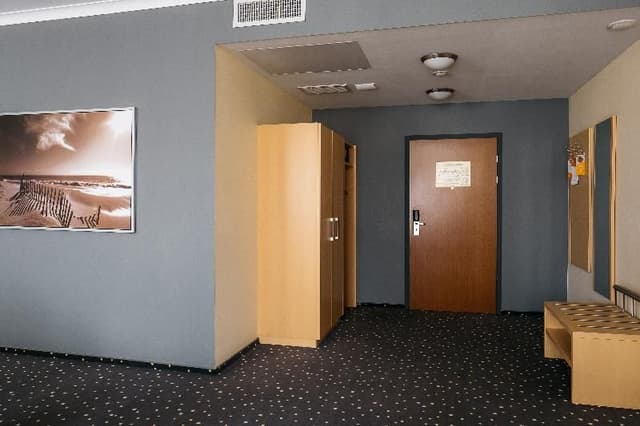 STUDIO CAPACITY 1
