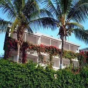 Trade Winds Hotel0