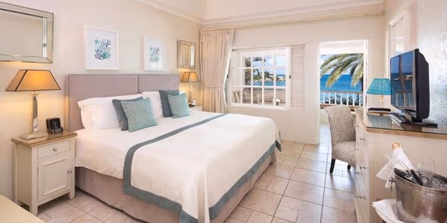 DOUBLE DELUXE BEACH FRONT
