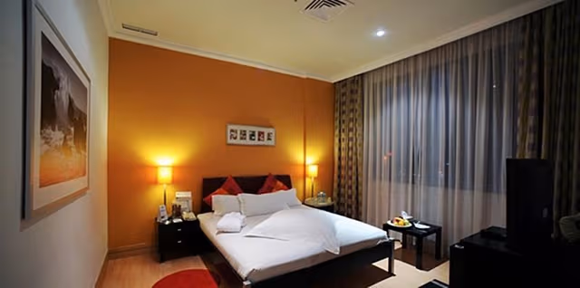 SUITE TWO BEDROOMS