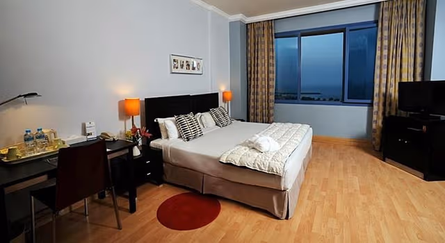 SUITE TWO BEDROOMS