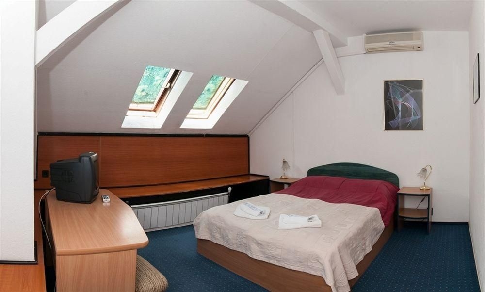 Fortuna Hotel0