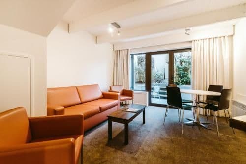 Two-Bedroom Apartment with Courtyard