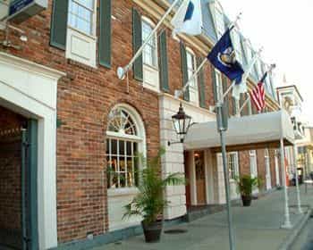 Best Western Plus French Quarter Landmark Hotel