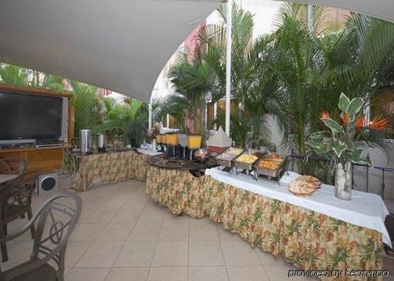 Clarion Hotel & Suites Curacao2