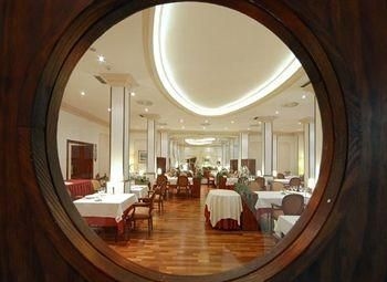 Roger de Lluria Hotel2