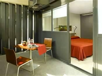 BCN Montjuic Aparthotel3
