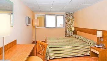 RH Casablanca Suites1