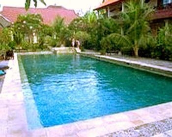 Bumas Hotel1