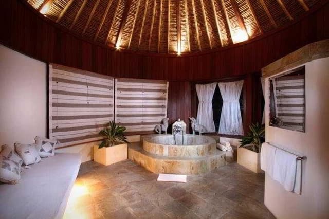 SUITE ONE BEDROOM