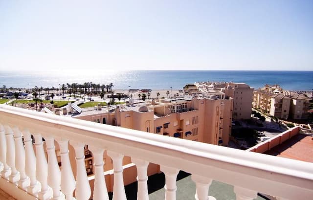 TRIPLE SEA VIEW